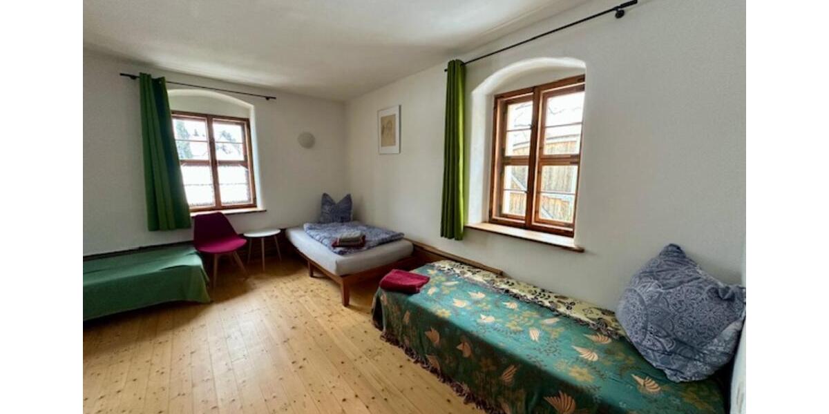 Erdgeschoßwohnung Mockrehna - 4 Zimmer, 115 m&sup2;, 862&euro; | Angebot:25519074