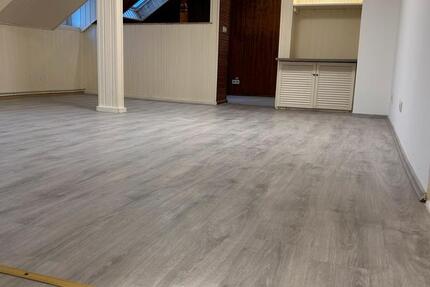 Wohnung Waldheim - 4 Zimmer, 90 m&sup2;, 648&euro; | Angebot:25906327