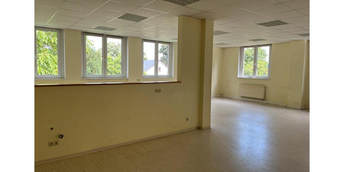 Gewerbeobjekt Zeulenroda-Triebes Triebes - 1.980&euro; | Angebot:22596910