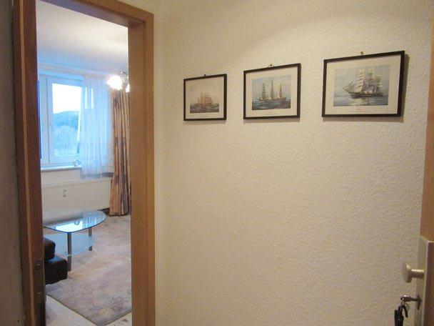 Erdgeschoßwohnung Neuhaus am Rennweg - 1 Zimmer, 22 m&sup2;, 160&euro; | Angebot:26210814