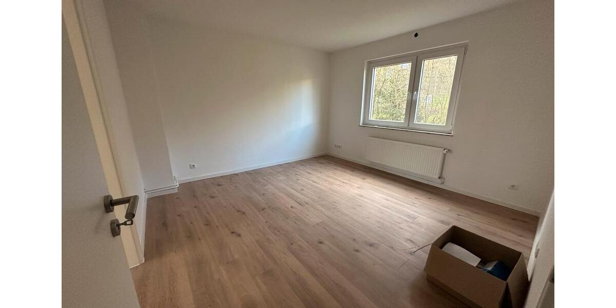 Etagenwohnung Siegen - 3 Zimmer, 65 m&sup2;, 650&euro; | Angebot:26592499