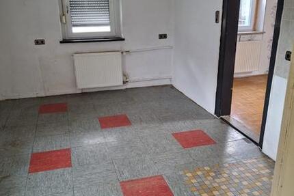 DHH Haus in Steinbach zu vermieten 4 zimmer