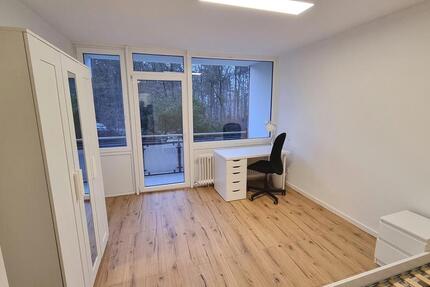 WG Zimmer in 3er WG - WG Neugründung 4 zimmer