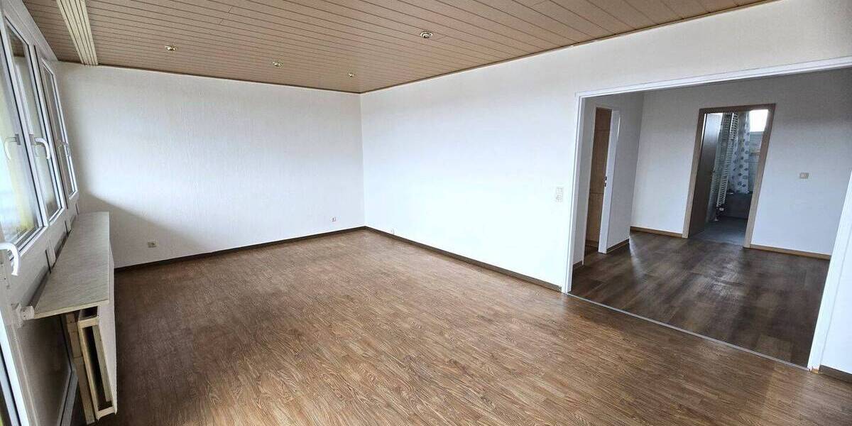 Etagenwohnung Eschwege - 3 Zimmer, 82 m&sup2;, 600&euro; | Angebot:26105854