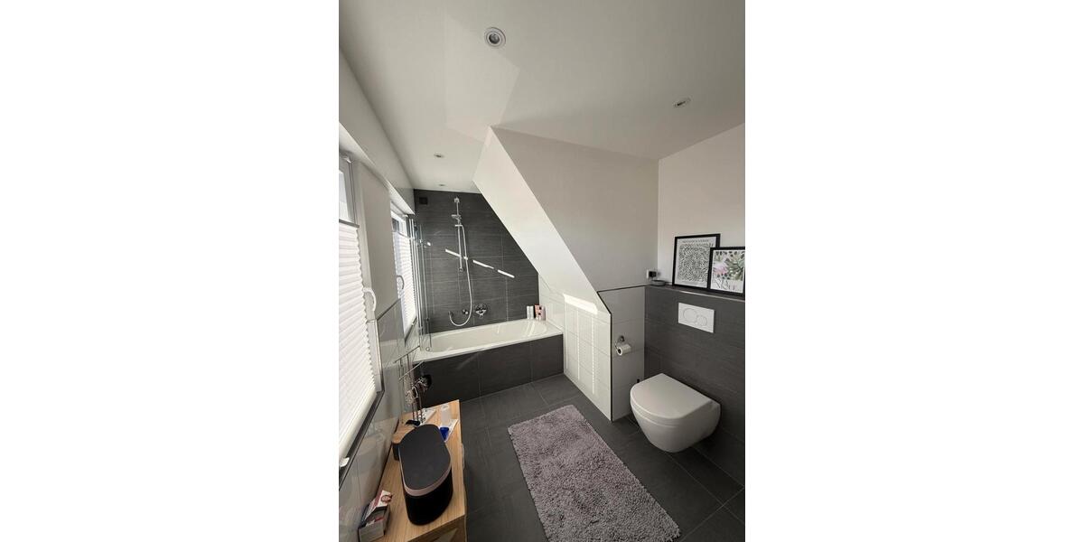 Dachgeschoßwohnung Warstein - 2 Zimmer, 82 m&sup2;, 780&euro; | Angebot:26008470