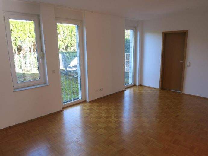 GROSSZÜGIGE Terrassenwohnung IN RUHIGER LAGE VON HILDEN