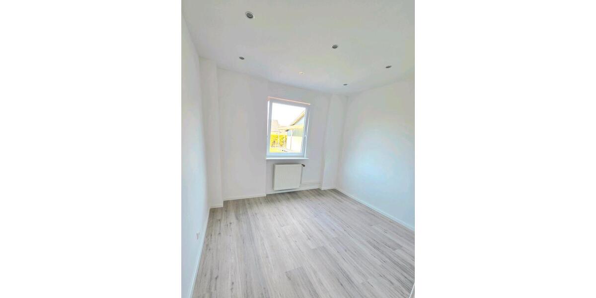 Erdgeschoßwohnung Lägerdorf - 3 Zimmer, 80 m&sup2;, 1.380&euro; | Angebot:26593720