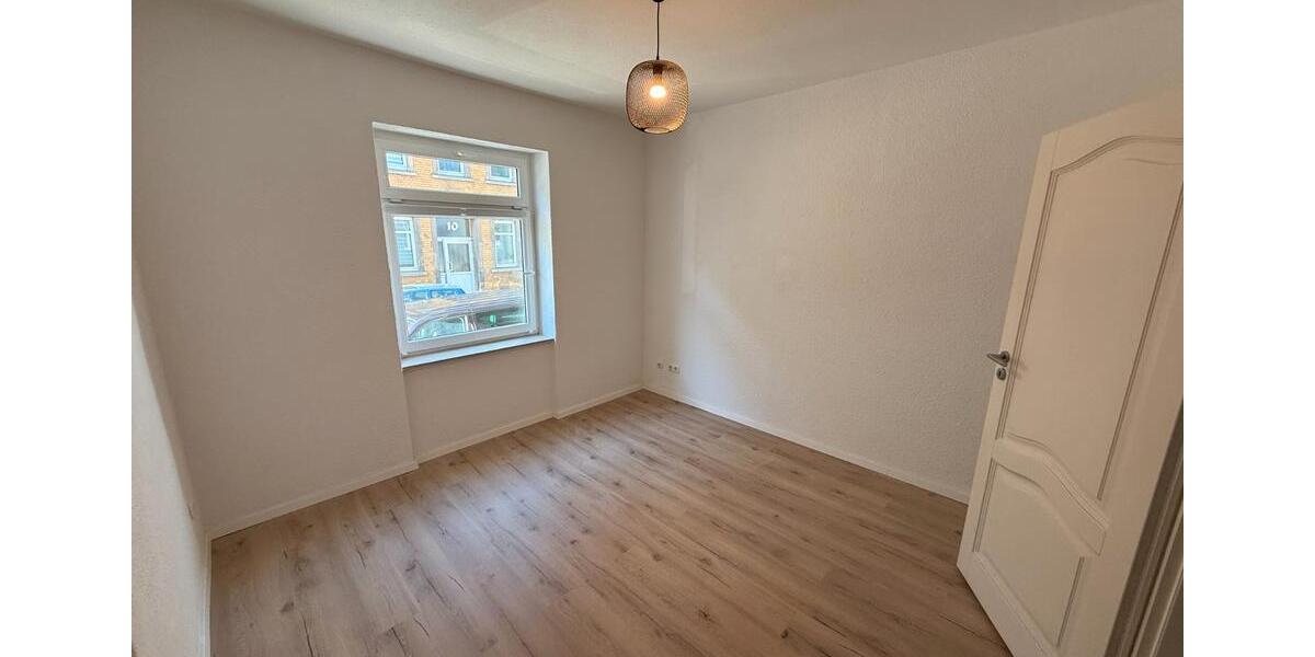 Hochparterre Arnstadt - 3 Zimmer, 57 m&sup2;, 570&euro; | Angebot:26618799