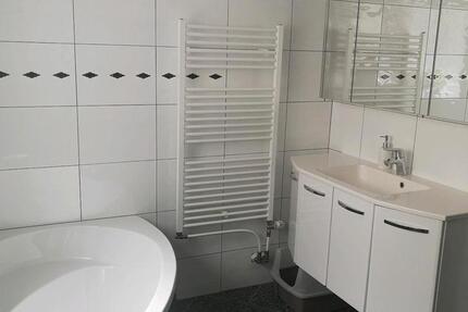 Wohnung Schwalbach - 4 Zimmer, 119 m&sup2;, 1.230&euro; | Angebot:27638809