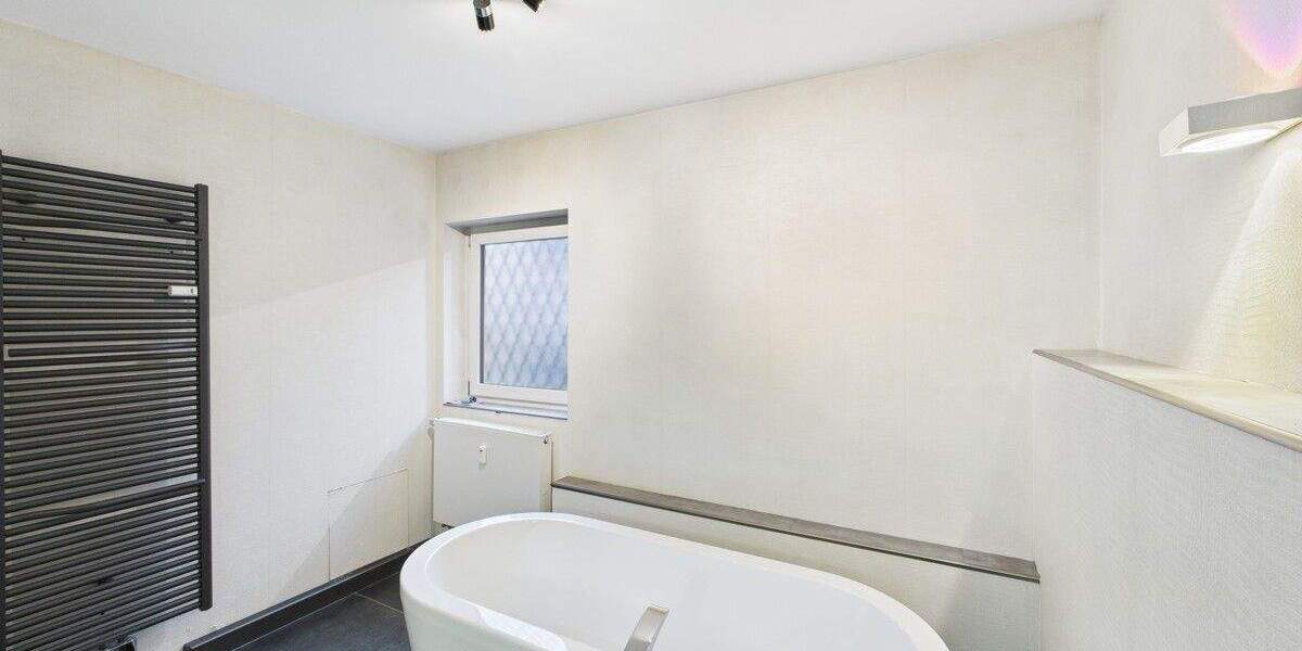 Etagenwohnung Würzburg Lengfeld - 3 Zimmer, 169 m&sup2;, 1.900&euro; | Angebot:25737341