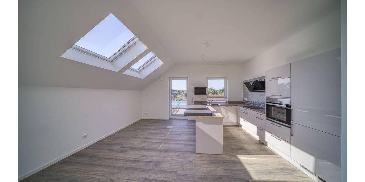 Etagenwohnung Stade Hohenwedel - 5 Zimmer, 122 m&sup2;, 1.595&euro; | Angebot:25968505