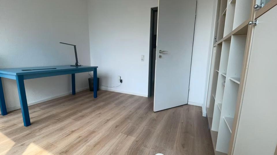 Wohnen auf Zeit Varel - 3 Zimmer, 40 m&sup2;, 400&euro; | Angebot:26693088