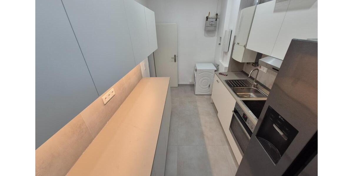 WG Zimmer in 4er WG. Voll möbliert. Renoviert 4 zimmer