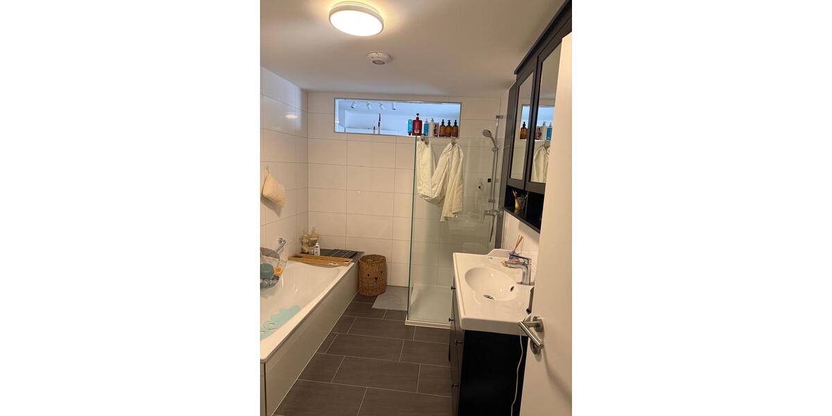 Etagenwohnung Trier - 3 Zimmer, 99 m&sup2;, 1.060&euro; | Angebot:24772840