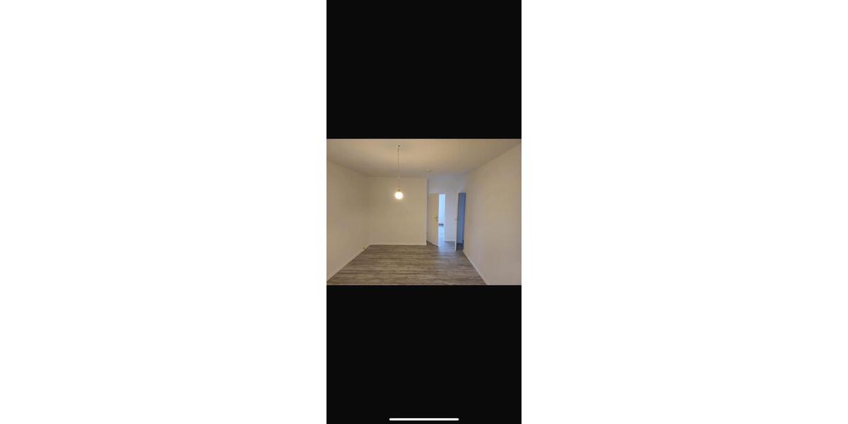 Hochparterre Lengenfeld - 3 Zimmer, 61 m&sup2;, 650&euro; | Angebot:26480552