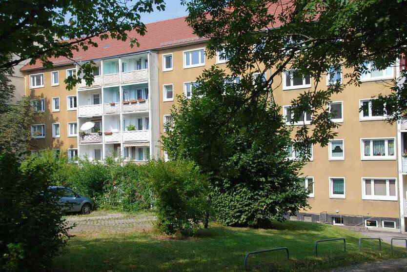 Wohnung zum Mieten in Chemnitz 330 € 67.2 m² 4 zimmer