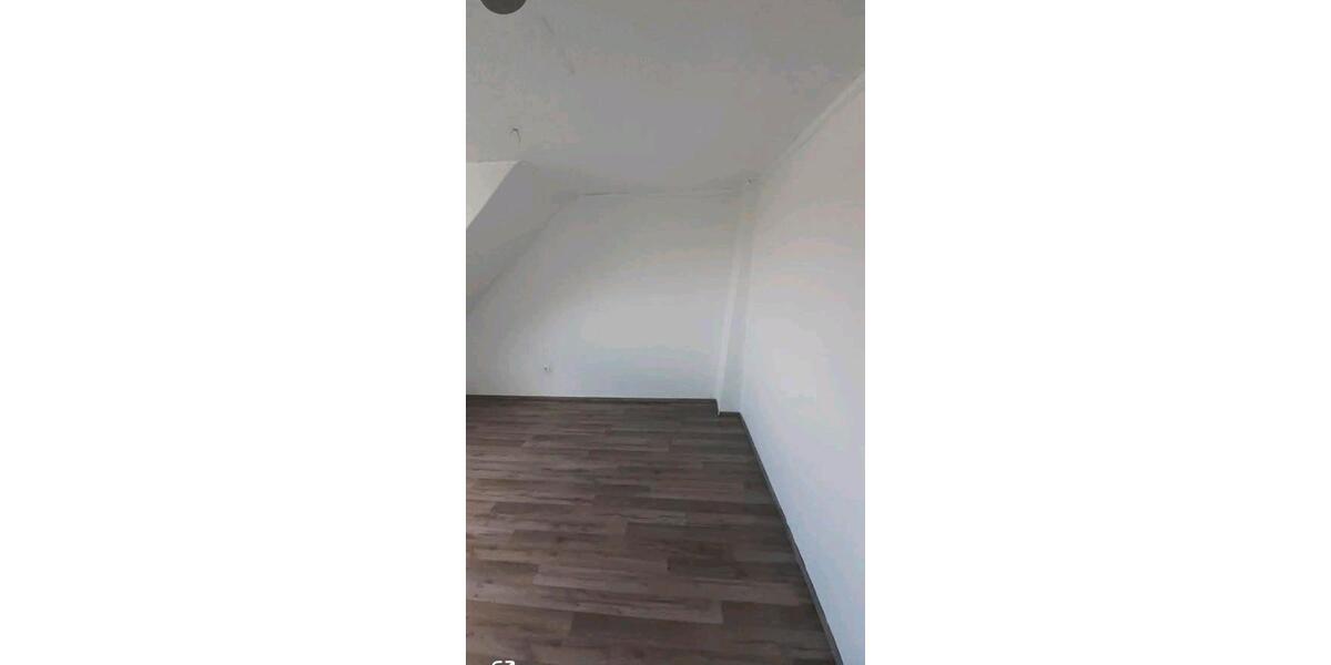 Dachgeschoßwohnung Barsinghausen - 3 Zimmer, 65 m&sup2;, 800&euro; | Angebot:25898867