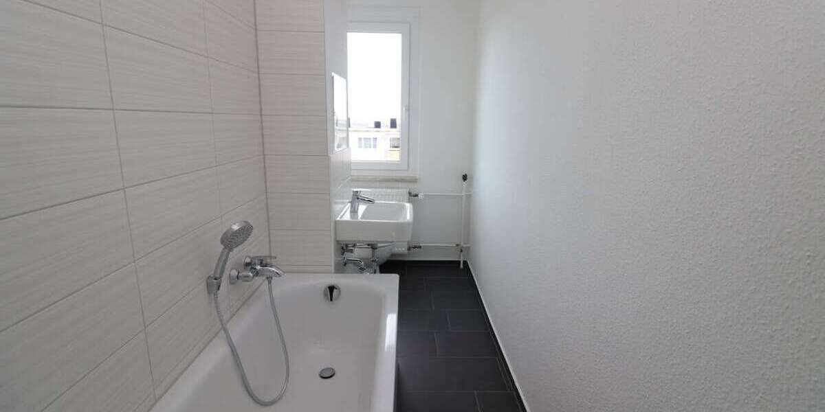 Etagenwohnung Freiberg Freiberg West - 2 Zimmer, 47 m&sup2;, 329&euro; | Angebot:27071717