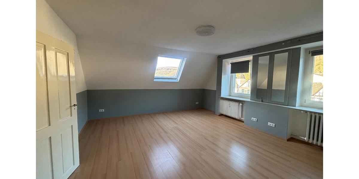 Dachgeschoßwohnung Rüdesheim am Rhein - 1 Zimmer, 41 m&sup2;, 360&euro; | Angebot:26278184