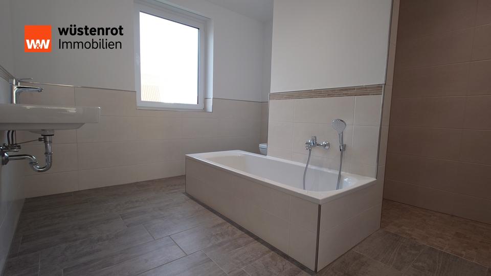 Erdgeschoßwohnung Meißen - 3.5 Zimmer, 105 m&sup2;, 1.050&euro; | Angebot:24491586