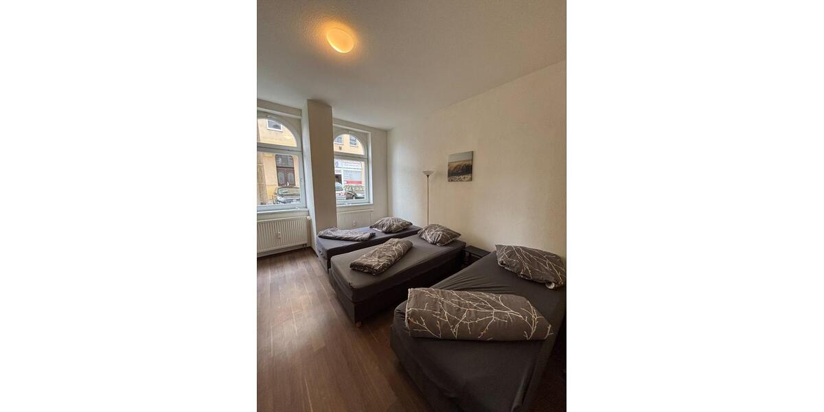 Wohnen auf Zeit Halle (Saale) Büschdorf - 12 Zimmer, 12 m&sup2;, 12&euro; | Angebot:10294514