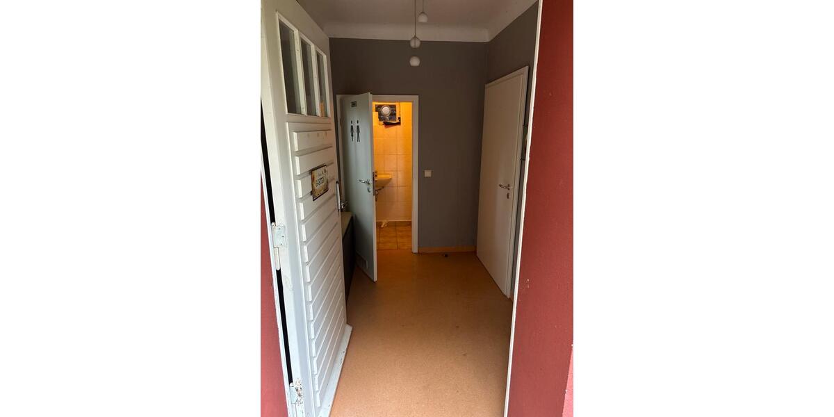 Wohnen auf Zeit Erkner - 3 Zimmer, 60 m&sup2;, 72&euro; | Angebot:24427409