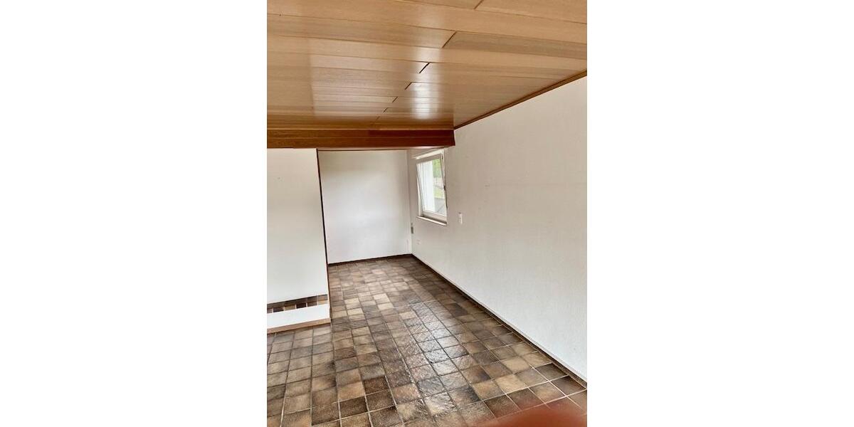 Erdgeschoßwohnung Ense - 2 Zimmer, 85 m&sup2;, 700&euro; | Angebot:26312933