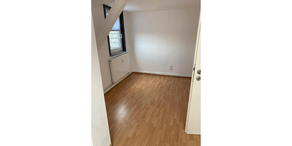 Etagenwohnung Goslar Immenrode - 5 Zimmer, 110 m&sup2;, 700&euro; | Angebot:25978194