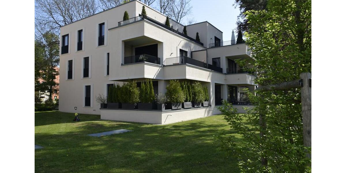 Erdgeschoßwohnung Augsburg Innenstadt - 3 Zimmer, 87 m&sup2;, 1.495&euro; | Angebot:26039731