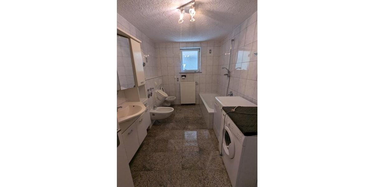 Erdgeschoßwohnung Stuttgart Bad Cannstatt - 3 Zimmer, 92 m&sup2;, 1.695&euro; | Angebot:26444687