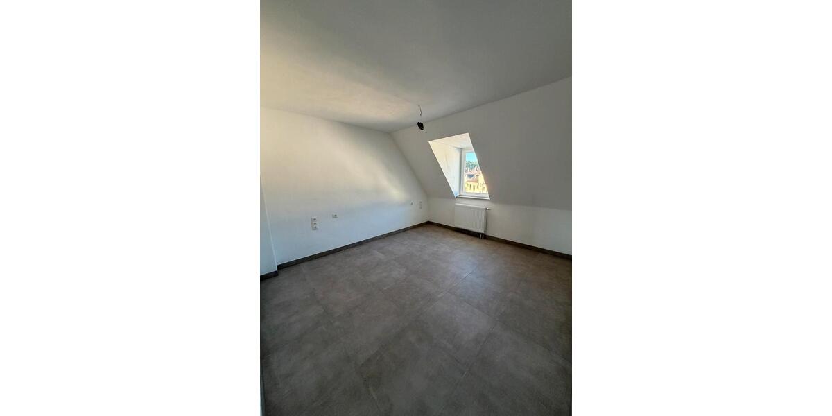 Dachgeschoßwohnung Jülich - 1 Zimmer, 64 m&sup2;, 840&euro; | Angebot:26695805