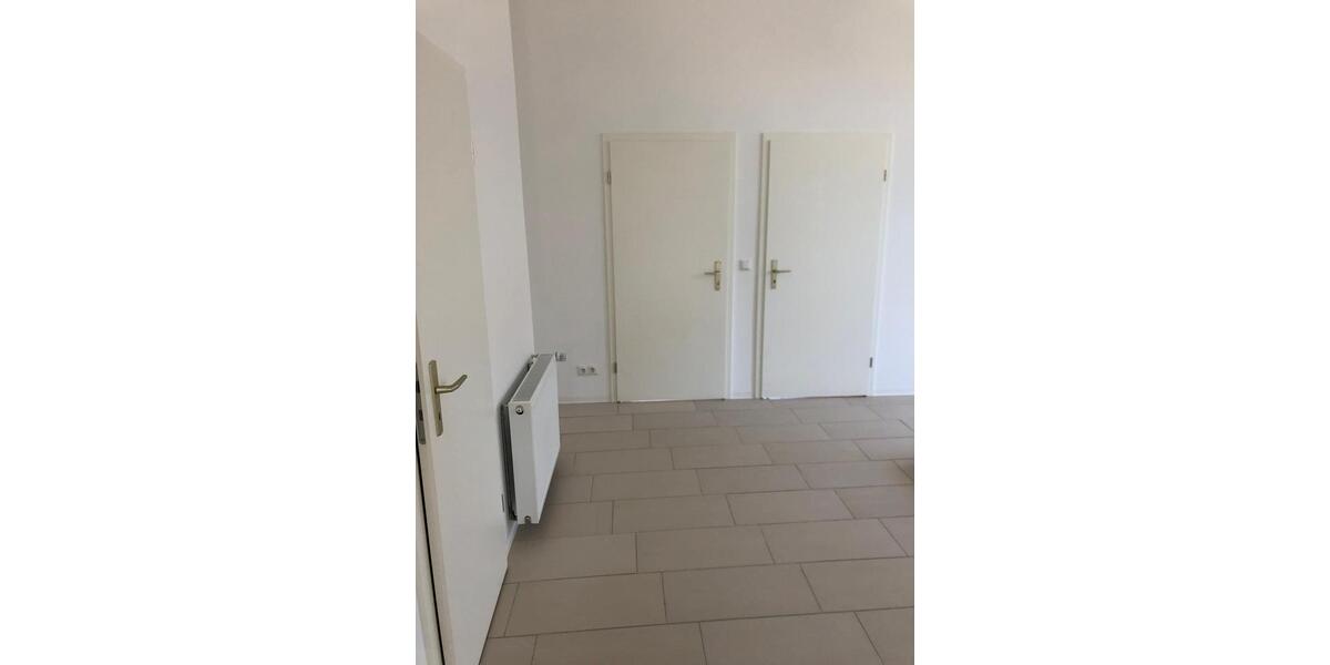 Hochparterre Bergen an der Dumme - 5 Zimmer, 102 m&sup2;, 750&euro; | Angebot:25178713