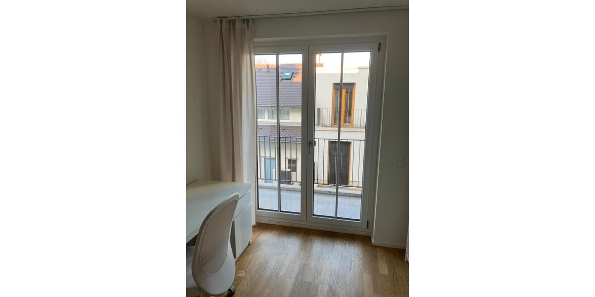 Wohnen auf Zeit Freiburg im Breisgau - 1 Zimmer, 14 m&sup2;, 813&euro; | Angebot:20305906