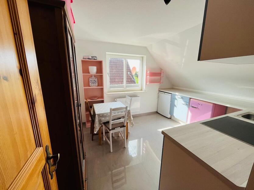 1,5 Zimmer EinliegerWohnung teilmöbliert