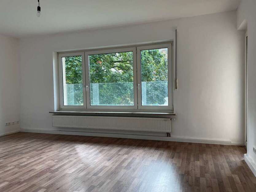 Wohnung zum Mieten in Erlangen 958,79 € 90.88 m²