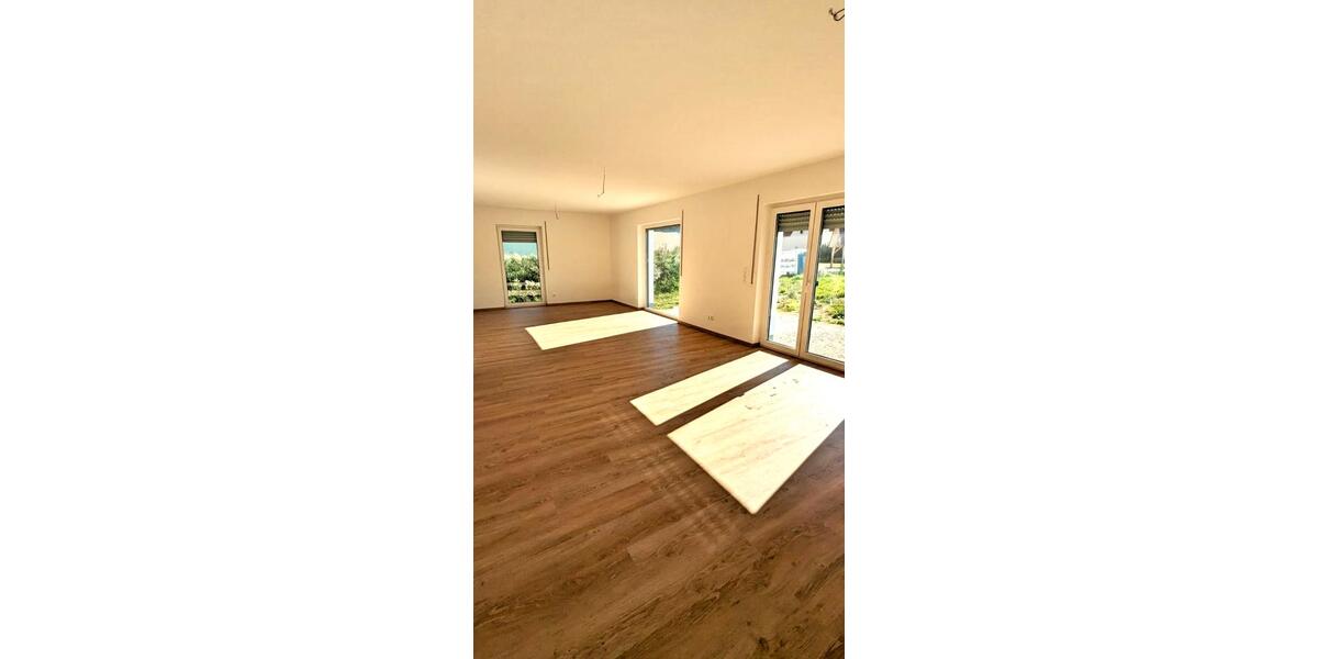 Bungalow Ahorntal - 3 Zimmer, 98 m&sup2;, 1.010&euro; | Angebot:26645239