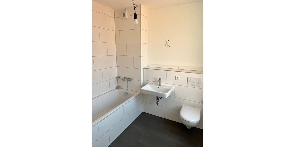 Etagenwohnung Frankfurt am Main Schwanheim - 2 Zimmer, 69 m&sup2;, 1.220&euro; | Angebot:25695807