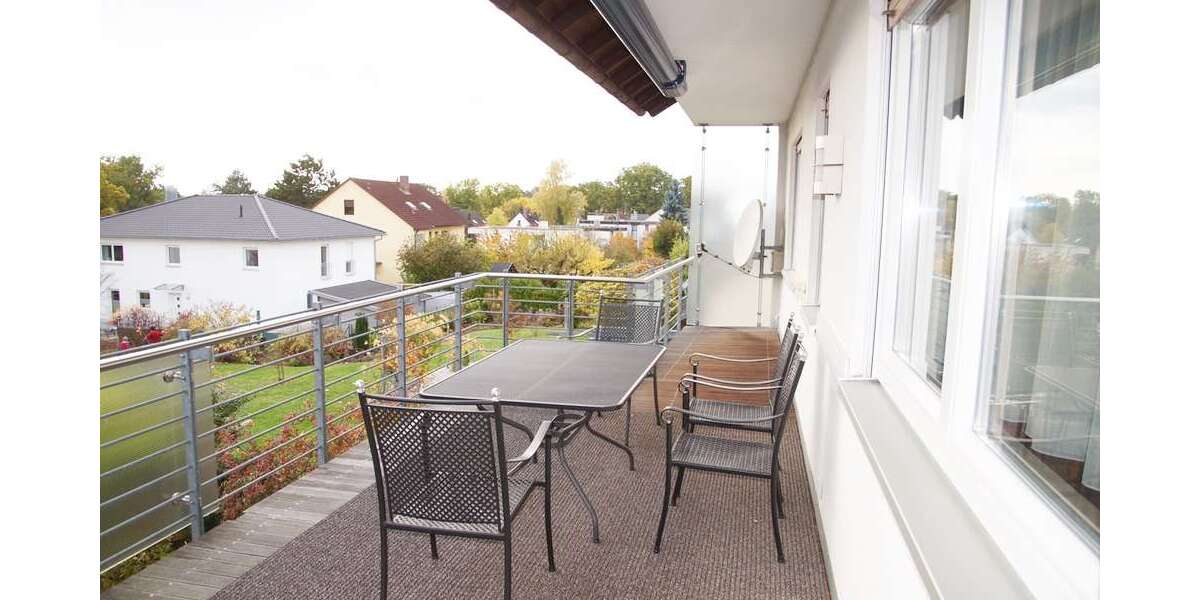 Etagenwohnung Zirndorf - 3 Zimmer, 105 m&sup2;, 1.200&euro; | Angebot:24646681