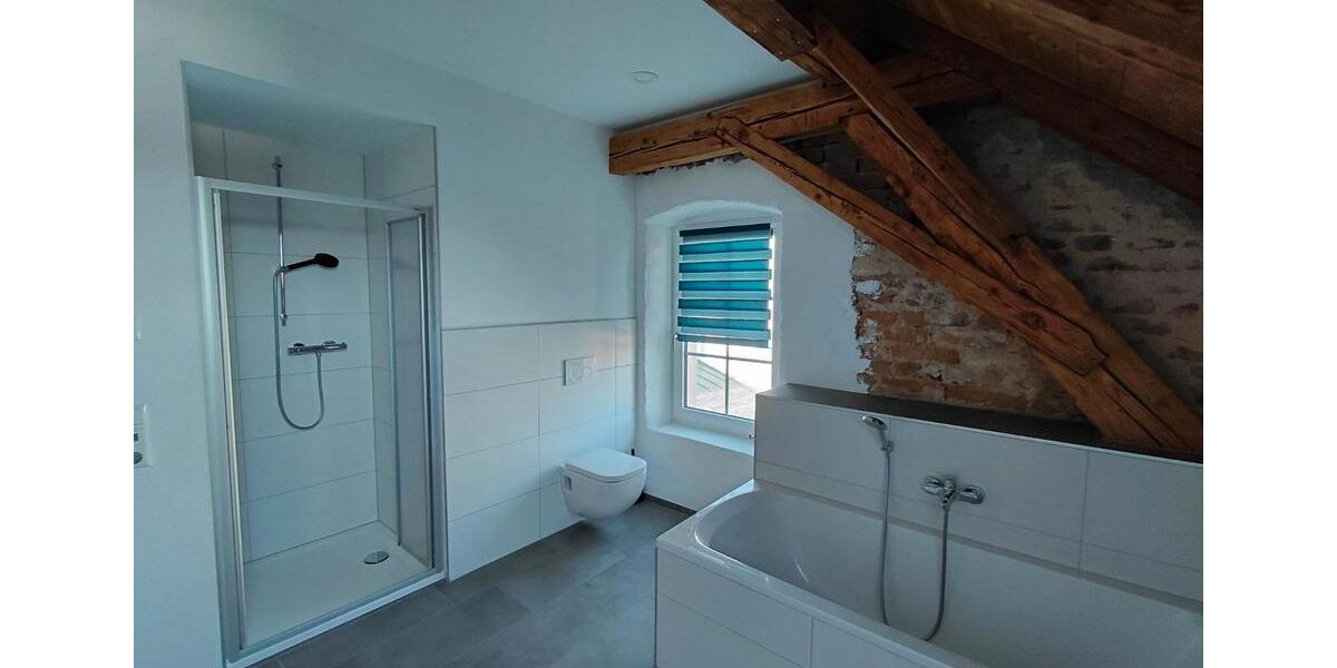 Dachgeschoßwohnung Jandelsbrunn - 4 Zimmer, 129 m&sup2;, 820&euro; | Angebot:26067068