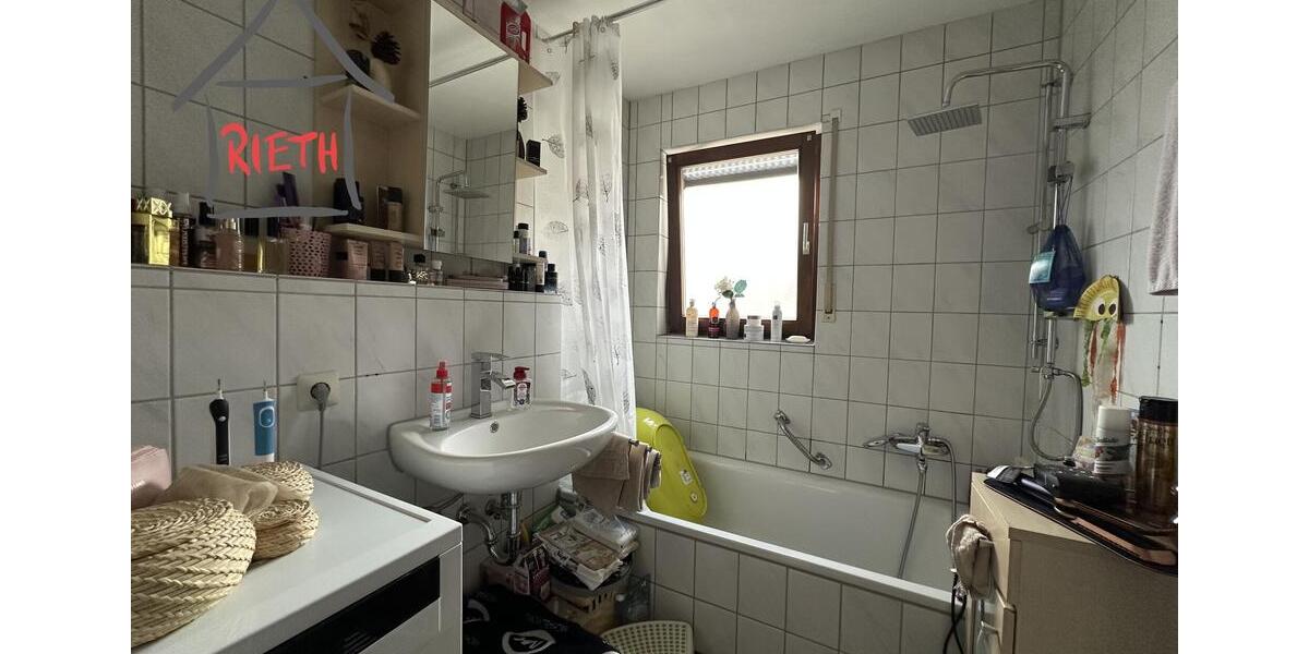 Etagenwohnung Markgröningen - 2.5 Zimmer, 67 m&sup2;, 690&euro; | Angebot:25180471