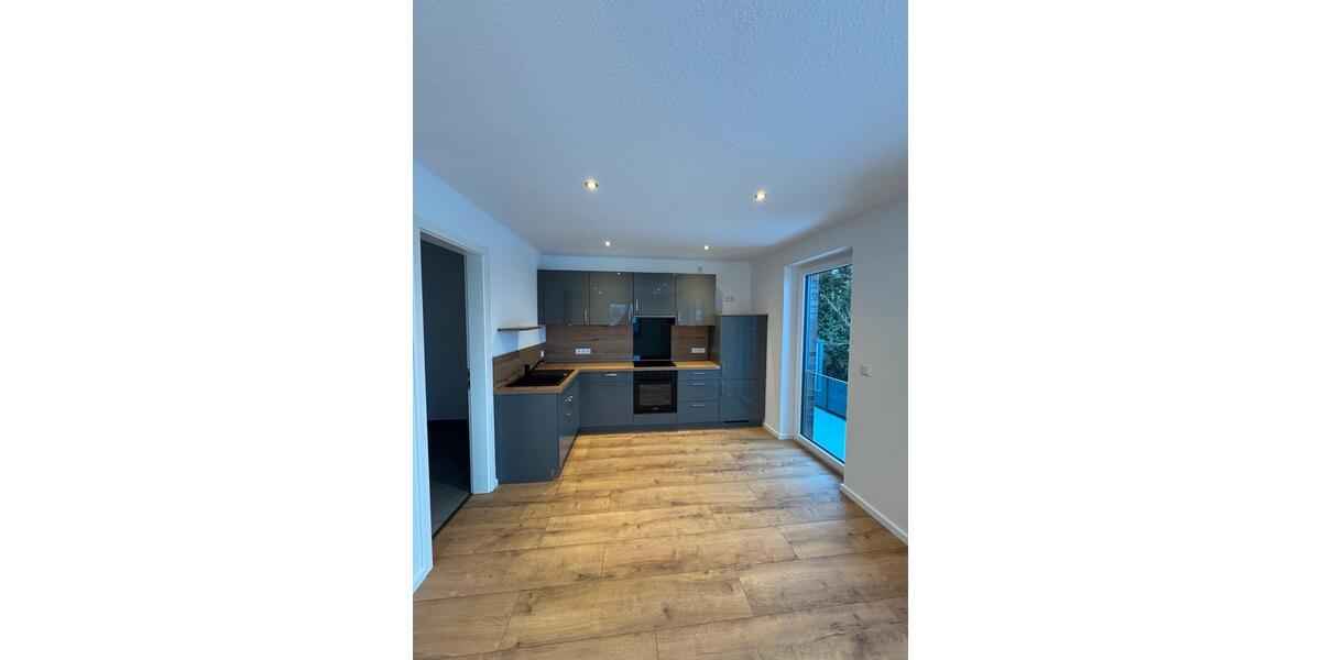 Etagenwohnung Großheide - 3 Zimmer, 84 m&sup2;, 840&euro; | Angebot:25979507