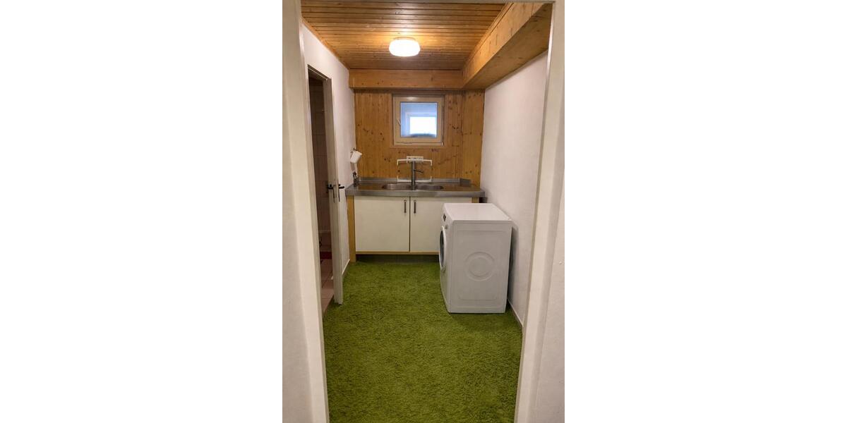 Erdgeschoßwohnung Neuffen - 2.5 Zimmer, 65 m&sup2;, 650&euro; | Angebot:25932439