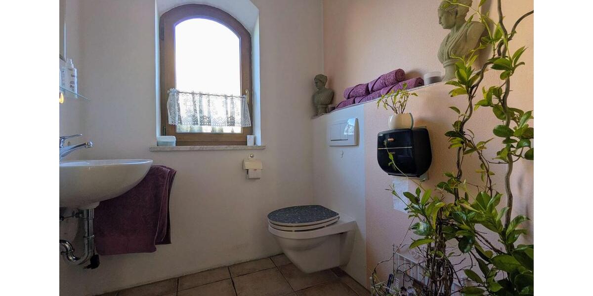 Etagenwohnung Moosinning - 4 Zimmer, 160 m&sup2;, 2.000&euro; | Angebot:24427779