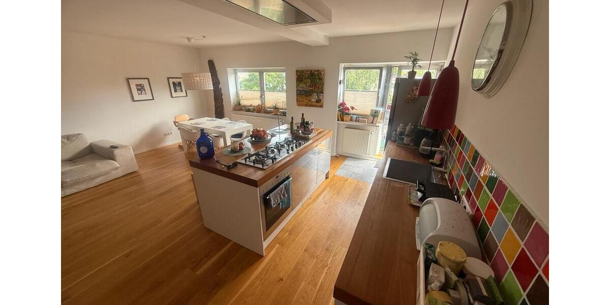 Einfamilienhaus Düsseldorf Niederkassel - 3.5 Zimmer, 113 m&sup2;, 2.999&euro; | Angebot:24638005