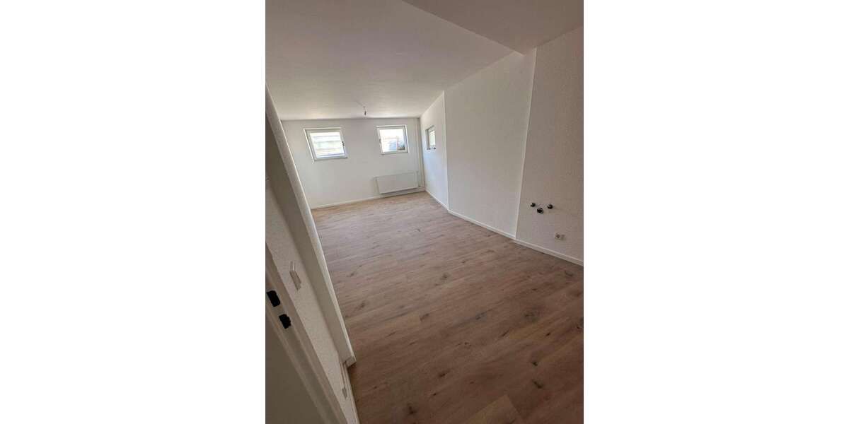 Etagenwohnung Laubenheim - 2 Zimmer, 35 m&sup2;, 400&euro; | Angebot:27032846