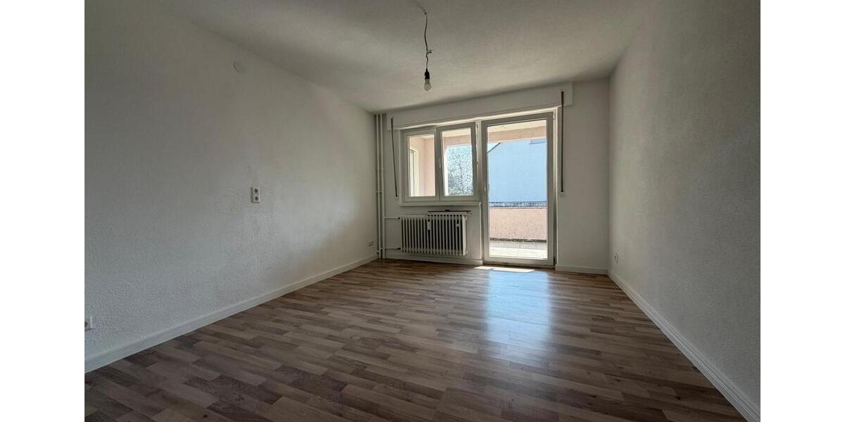 Etagenwohnung Kehl - 5 Zimmer, 120 m&sup2;, 1.300&euro; | Angebot:25972428