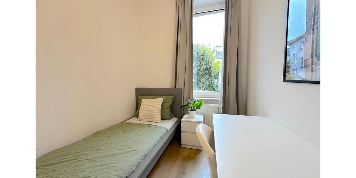 Etagenwohnung Frankfurt am Main Bornheim - 5 Zimmer, 70 m&sup2;, 515&euro; | Angebot:23163572