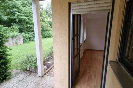 Gemütliche 2-Zimmer-Wohnung mit Terrasse und Garage in Vilshofen a. d. Donau