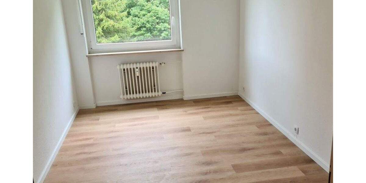 Etagenwohnung Bad Säckingen - 3 Zimmer, 92 m&sup2;, 1.140&euro; | Angebot:25802619