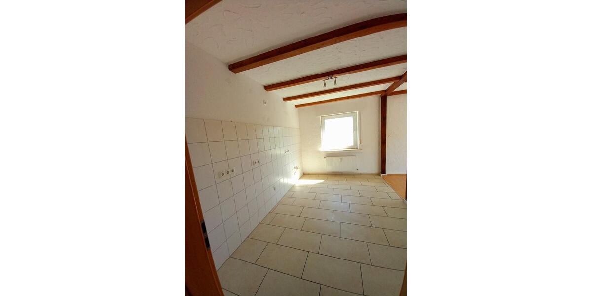 Dachgeschoßwohnung Netphen - 2 Zimmer, 68 m&sup2;, 633&euro; | Angebot:26619395
